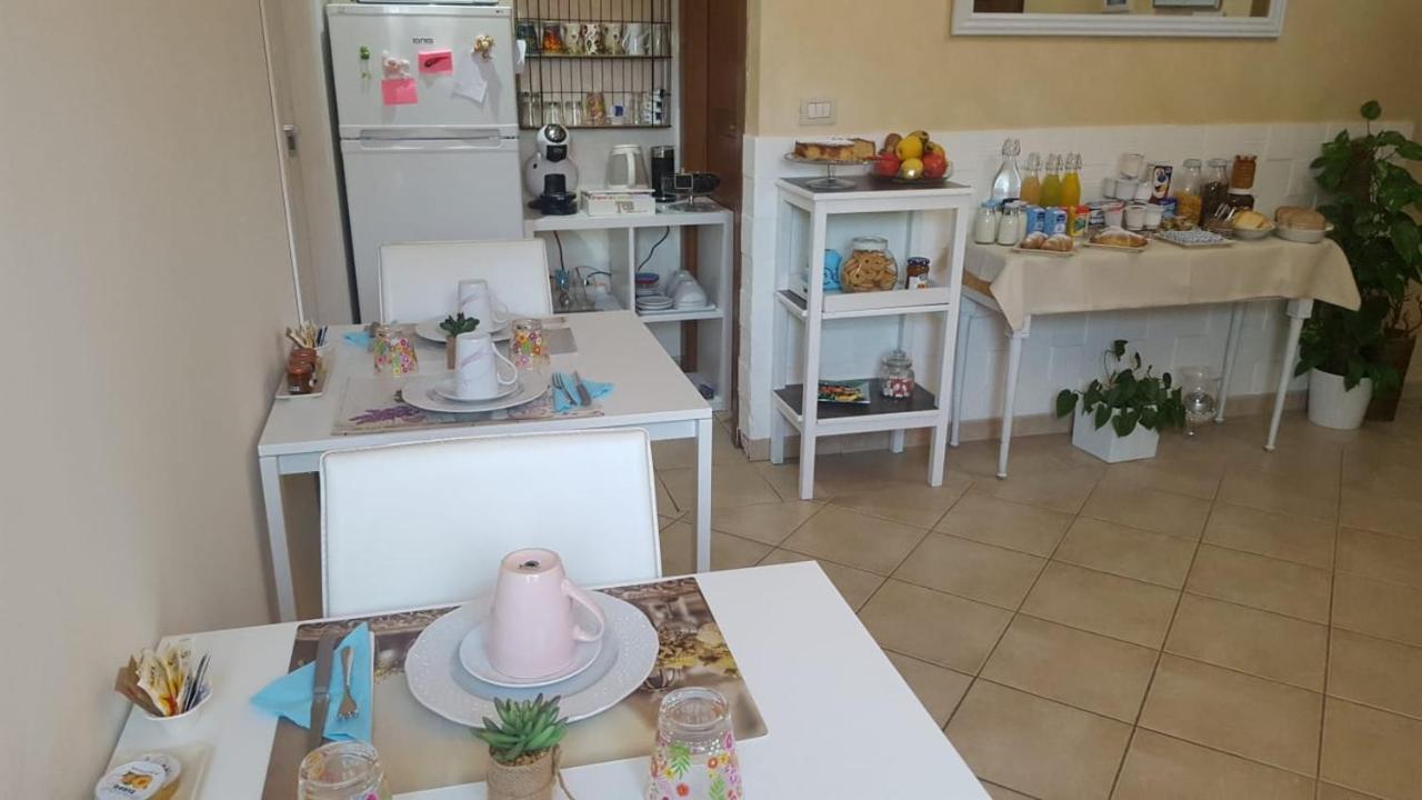 B&B Villa Orchidea Ольбія Екстер'єр фото